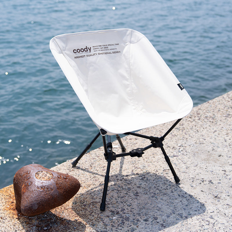 Coody Triangle Moon Chair